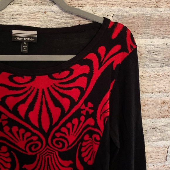 Black and red dress - Picture 2 of 4